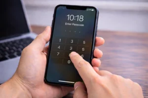 Màn hình liệt hoàn toàn, không phản hồi toàn bộ cảm ứng khi nhập mật khẩu